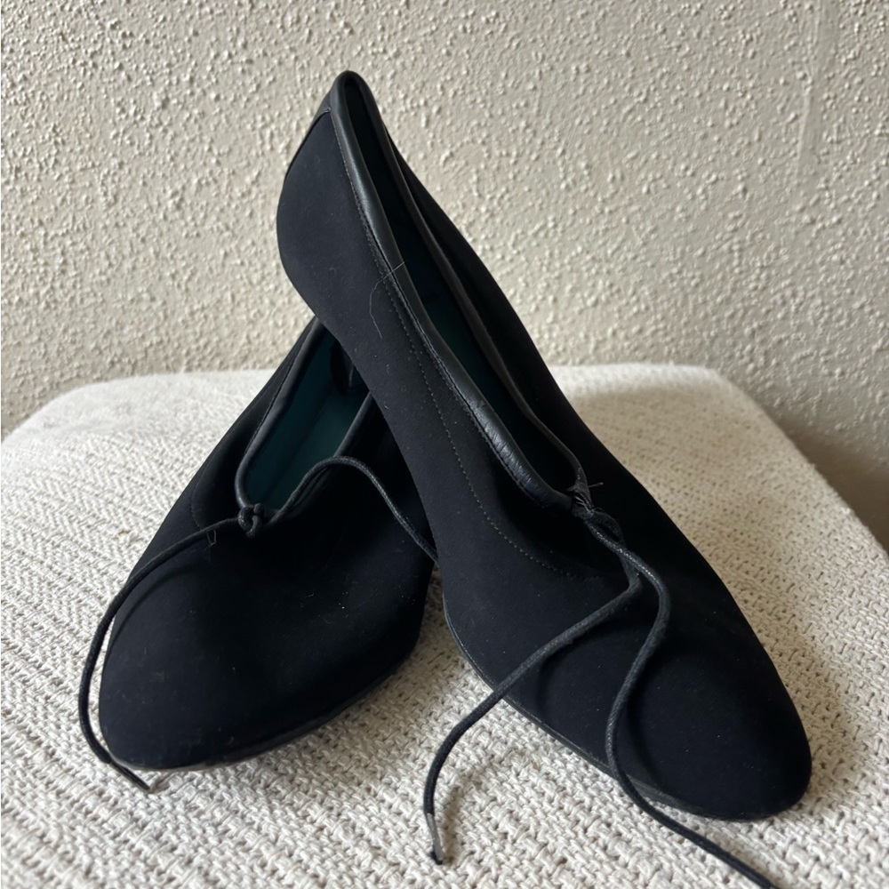 Thierry Rabotin Black Women's Kitten Heels